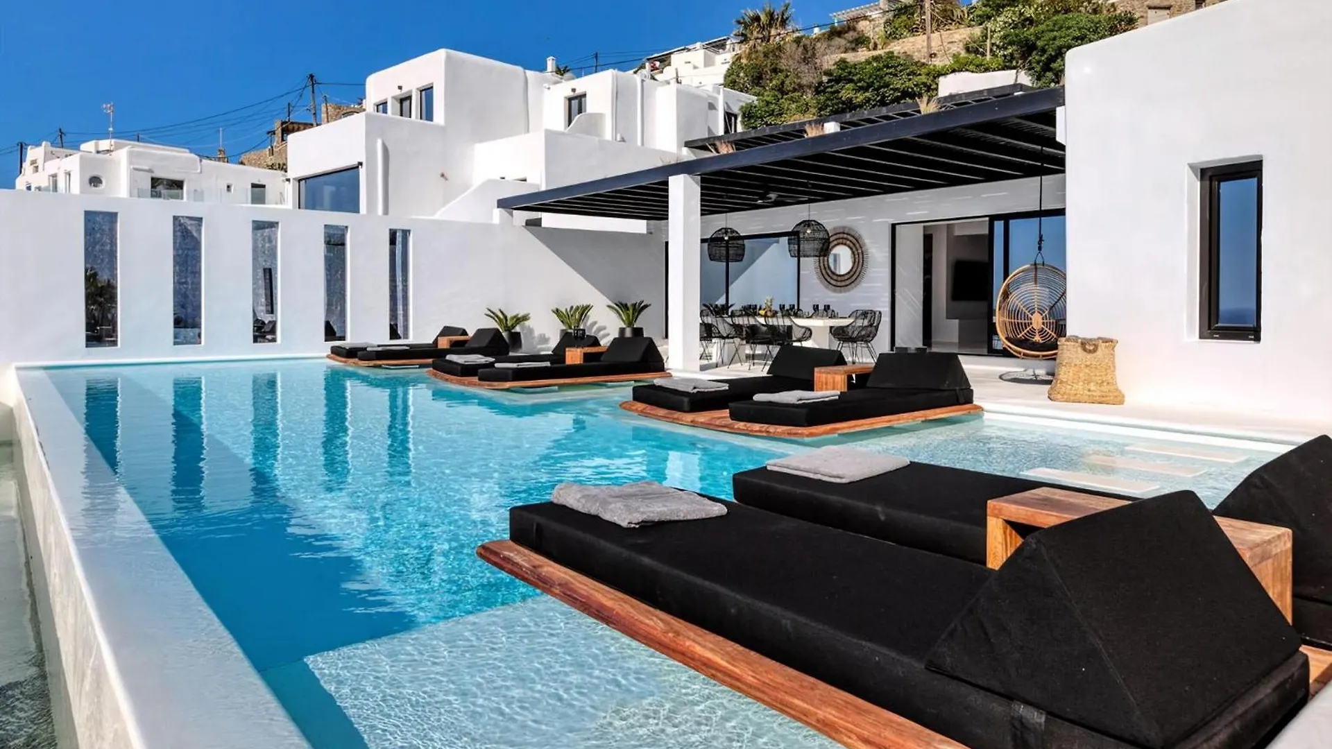 Dazzling Mykonos Villa Villa Lvellie 6 Bedrooms Unique Aegean Sea Views Private Infinity Pool Two Private Jacuzzis Psarou Beach  Psarou (Mykonos)